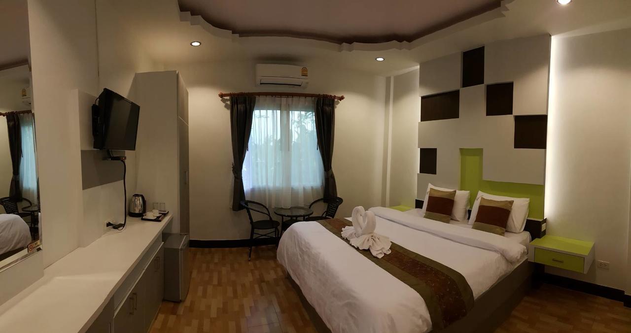 Dusita Grand Resort Хатъяй Экстерьер фото
