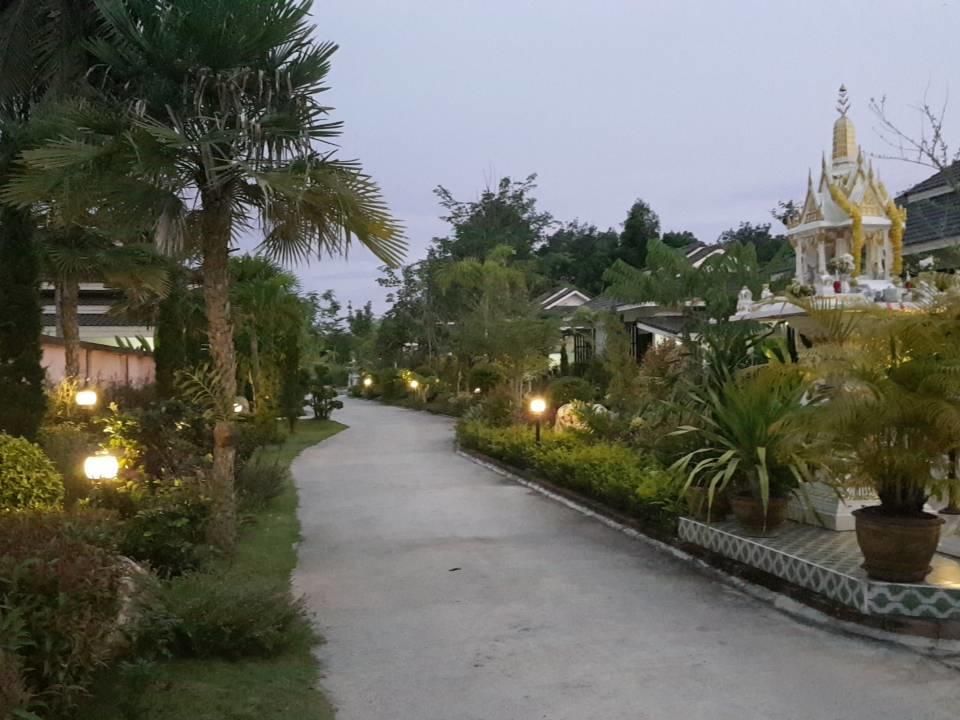 Dusita Grand Resort Хатъяй Экстерьер фото